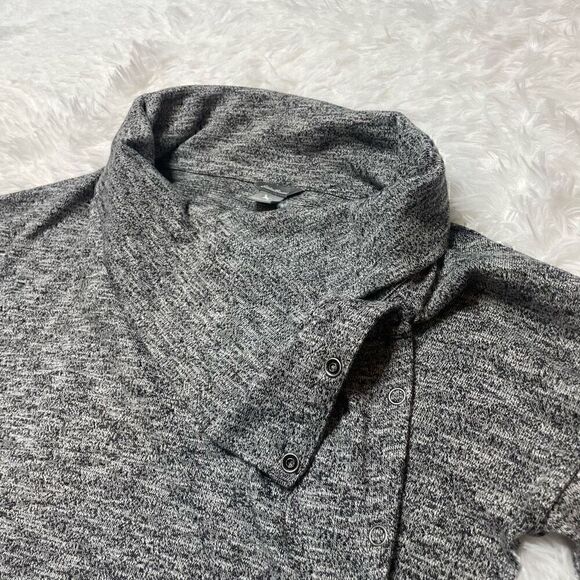 Eddie Bauer Sweater Womens Size XS Gray Wrap Shawl Snaps Long Sleeve - Picture 2 of 10